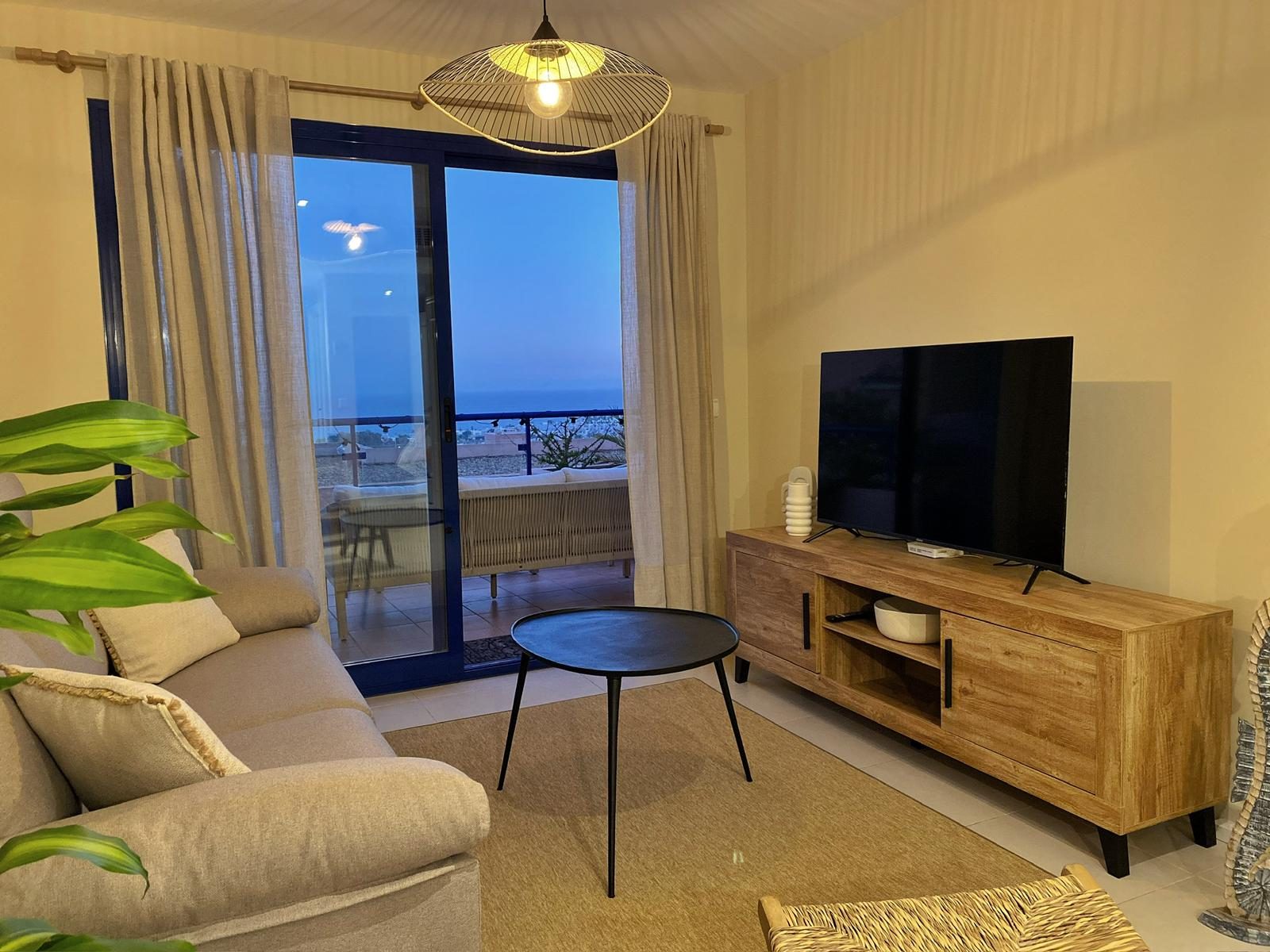Living room - 3
